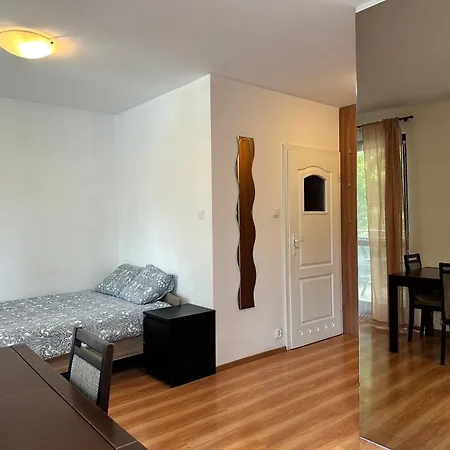 Olivka I Parking Apartment