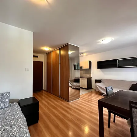 Apartment Olivka I Parking